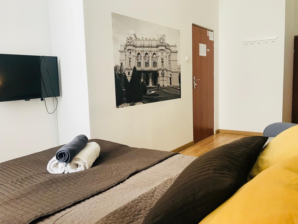 Amber Guest Rooms Cracóvia Exterior foto